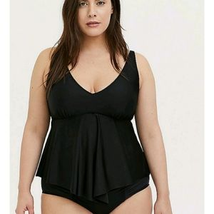 Torrid V Neck Wireless Tankini Swim Top